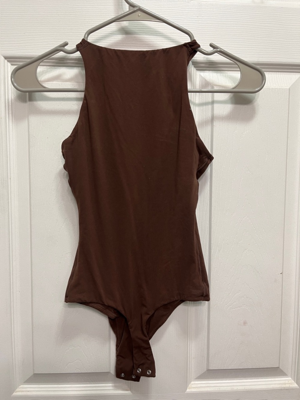 SKIMS Chocolate High Neck Sleeveless Bodysuit - Picture 6 of 6